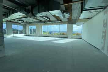 Retail space with views!