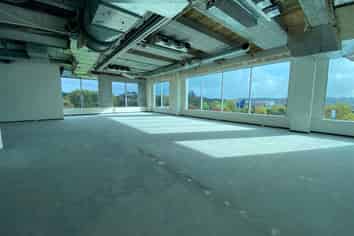 Retail space with views!