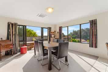 8 Harry Shaw Way, Raumati South