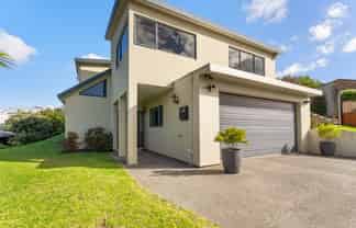 8 Harry Shaw Way, Raumati South