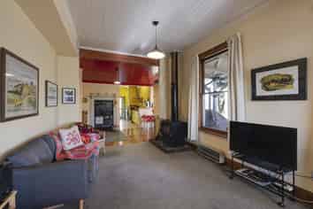 2 Miners Terrace, Bannockburn