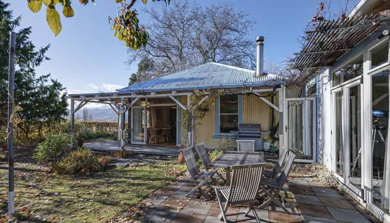 2 Miners Terrace, Bannockburn