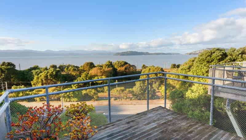 23/2 Onslow Road, Khandallah