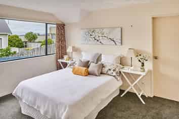 2/31 Bould Street, Johnsonville