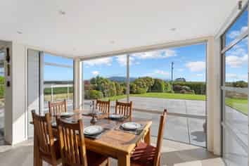 845 Salisbury Road, Midhirst