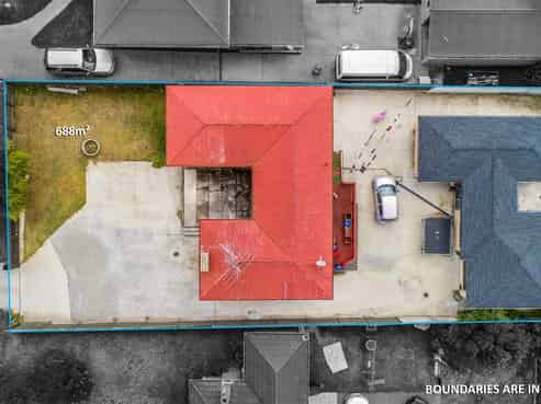 8 Thompson Terrace, Manurewa