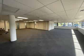 CBRE - Quality Sun Drenched Office