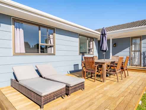 2 Whitechapel Grove, Stokes Valley