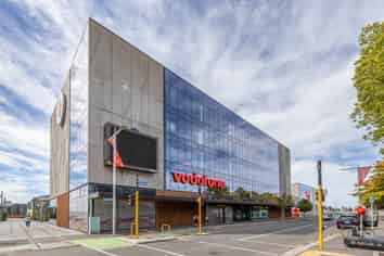 Large Floor Plates for Sublease 