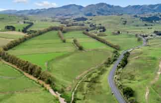 163 Tangowahine Valley Road, 