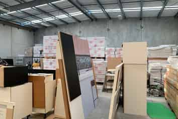 720 sqm Warehouse / Office, Hornby