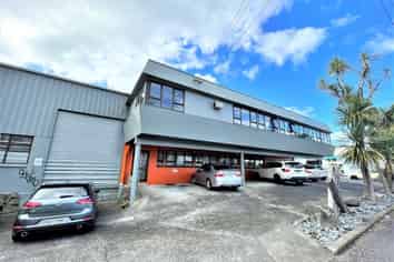 STANDALONE MT EDEN OFFICE/WAREHOUSE