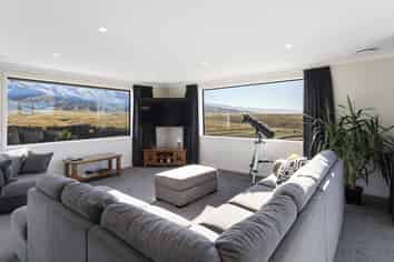 14 Crawford Lane, Alexandra