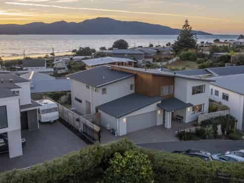 21B Avion Terrace, Raumati Beach