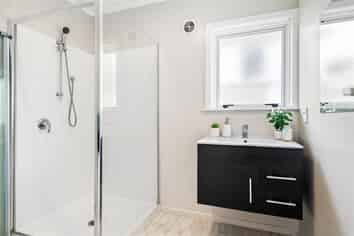 1A Winston Street, Tikipunga