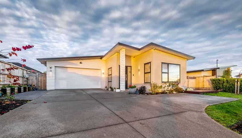 51 Kahawairahi Drive, Beachlands