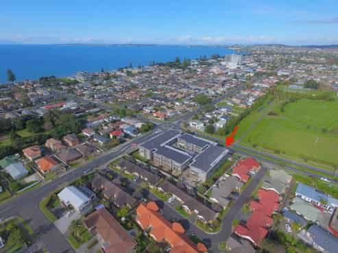 312/252 Centreway Road, Orewa