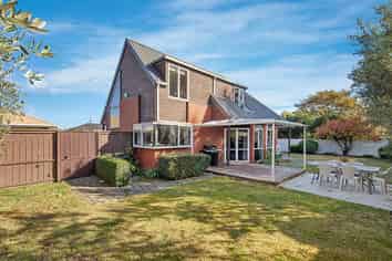 5/37 Avonhead Road, Avonhead