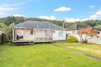 35 Bull Avenue, Wainuiomata