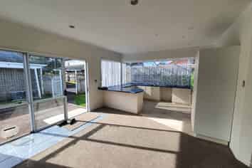 1/14a Herd Road, Hillsborough