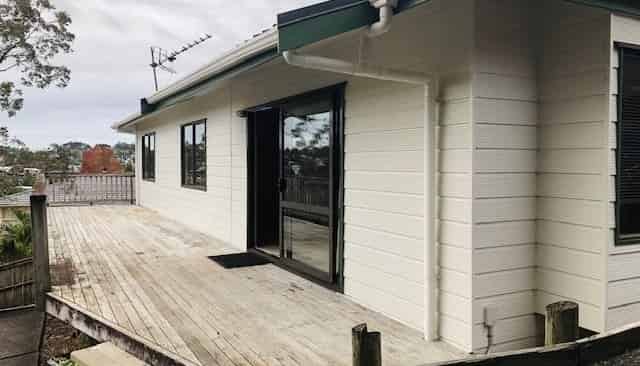 2/60 Sycamore Drive, Sunnynook