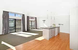 102 Twin Oak Avenue, Papamoa