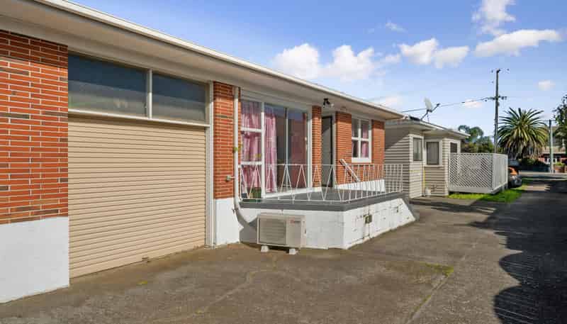 2/406 Great South Road, Papatoetoe