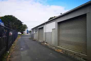 Warehouse storage + office in Mangere Bridge