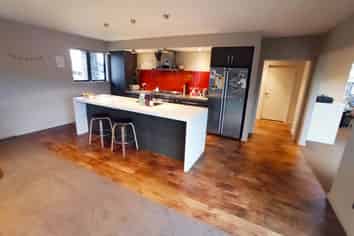 10 Elizabeth Place, Clyde