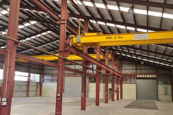 1552 sqm Warehouse / Office - Bromley