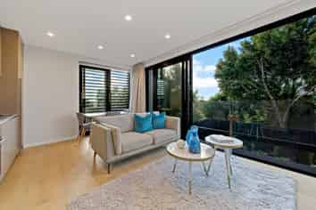 8/236 Kepa Road, Mission Bay