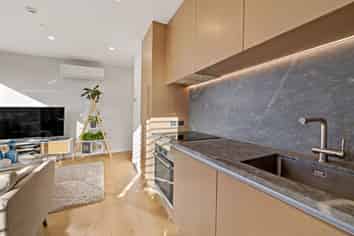 8/236 Kepa Road, Mission Bay