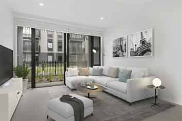 G05/165 Lake Road, Northcote