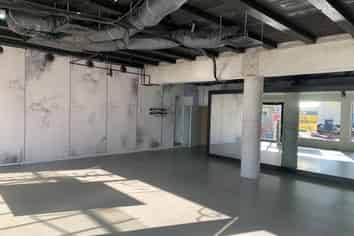 Great value Takapuna retail