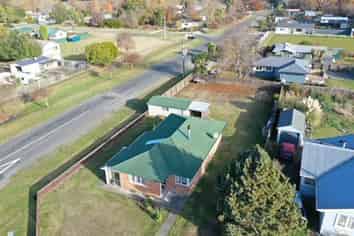 38 Lyndon Street, Waiau