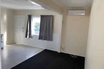 1/16 Halsey Road, Manurewa