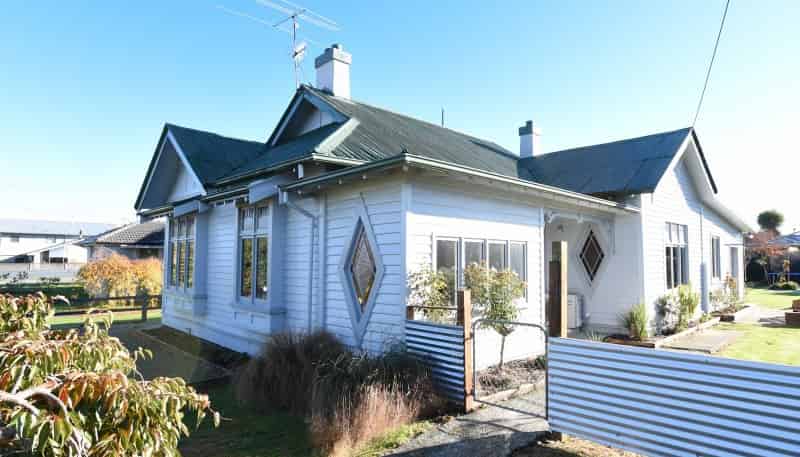 18 Albert Street, Winton