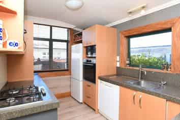 18 Albert Street, Winton