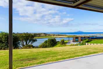 23 Seascape Crescent, Waipu