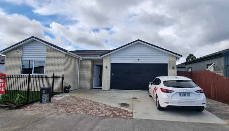 17 Koroheke Road, Takanini