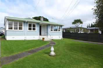 10a Titoki Avenue, Mangere Bridge