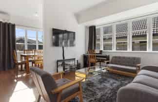 65 Park Road, West End