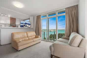 7/25 Stanley Point Road, Devonport