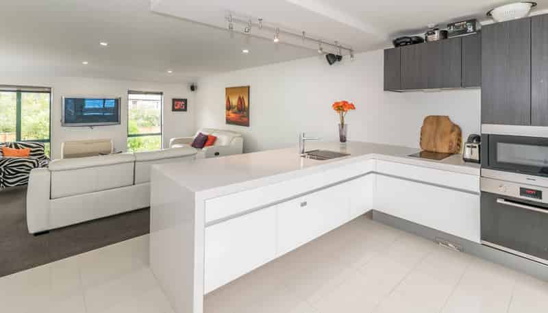 1/89 Brockworth Place, Riccarton