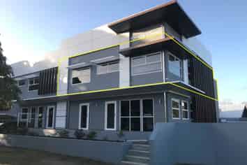 **UNDER CONTRACT** CBD OFFICE SUITE