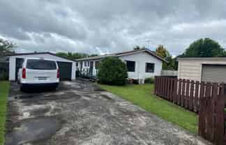 10 Kirrama Place, Conifer Grove