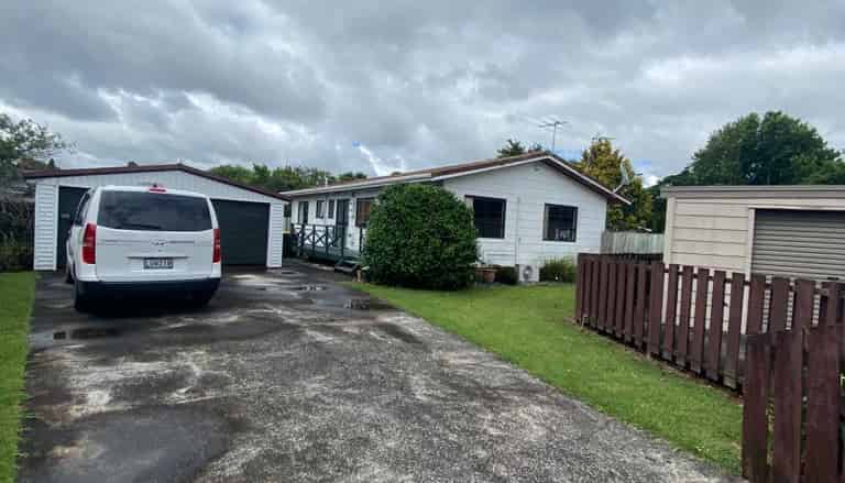 10 Kirrama Place, Conifer Grove