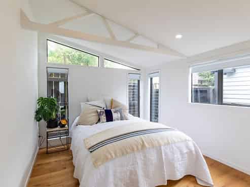 Auckland - Address withheld