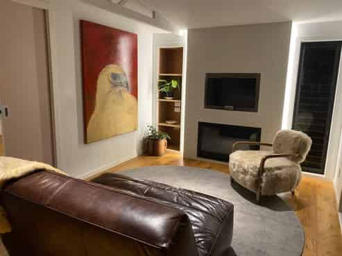 Auckland - Address withheld