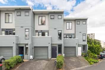 13 Saintly Lane, Avondale